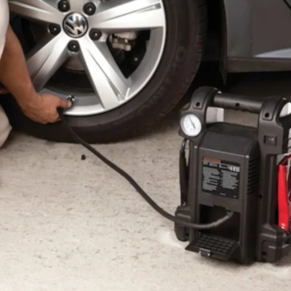 AUXILIAR DE PARTIDA JS350CC BR PORTÁTIL 350A 12V BIVOLT BLACK&DECKER COM USB, CALIBRADOR E LANTERNA-ad7034a1-bee6-4374-889c-48a922e07b4b
