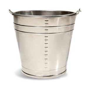 BALDE DE LEITE OVAL INOX METALOSA 15L COM GRADUAÇÃO