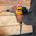 CHAVE DE IMPACTO REVERSÍVEL DEWALT 710W 1/2