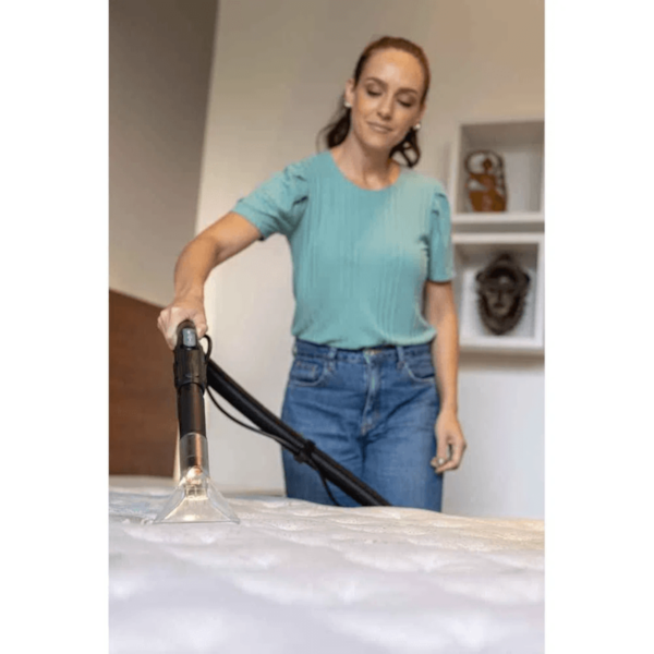 EXTRATORA DE ESTOFADOS KARCHER PUZZI 4/15 CLASSIC 1.600W 15L TANQUE 4L ÁGUA LIMPA-c0b67ee2-5935-47ff-bc08-41e692a8705d