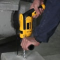 FURADEIRA DE IMPACTO DEWALT 220V 1/2