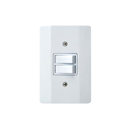 Interruptor Simples Com Tomada 2P+T 10A Mec Tronic Millenium Branco Para Caixa 4X2