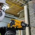 MARTELETE ROMPEDOR DEWALT D25133K 800W SDS PLUS 127V 26MM-e58eaa14-338c-441f-b3a6-3c624b88e211